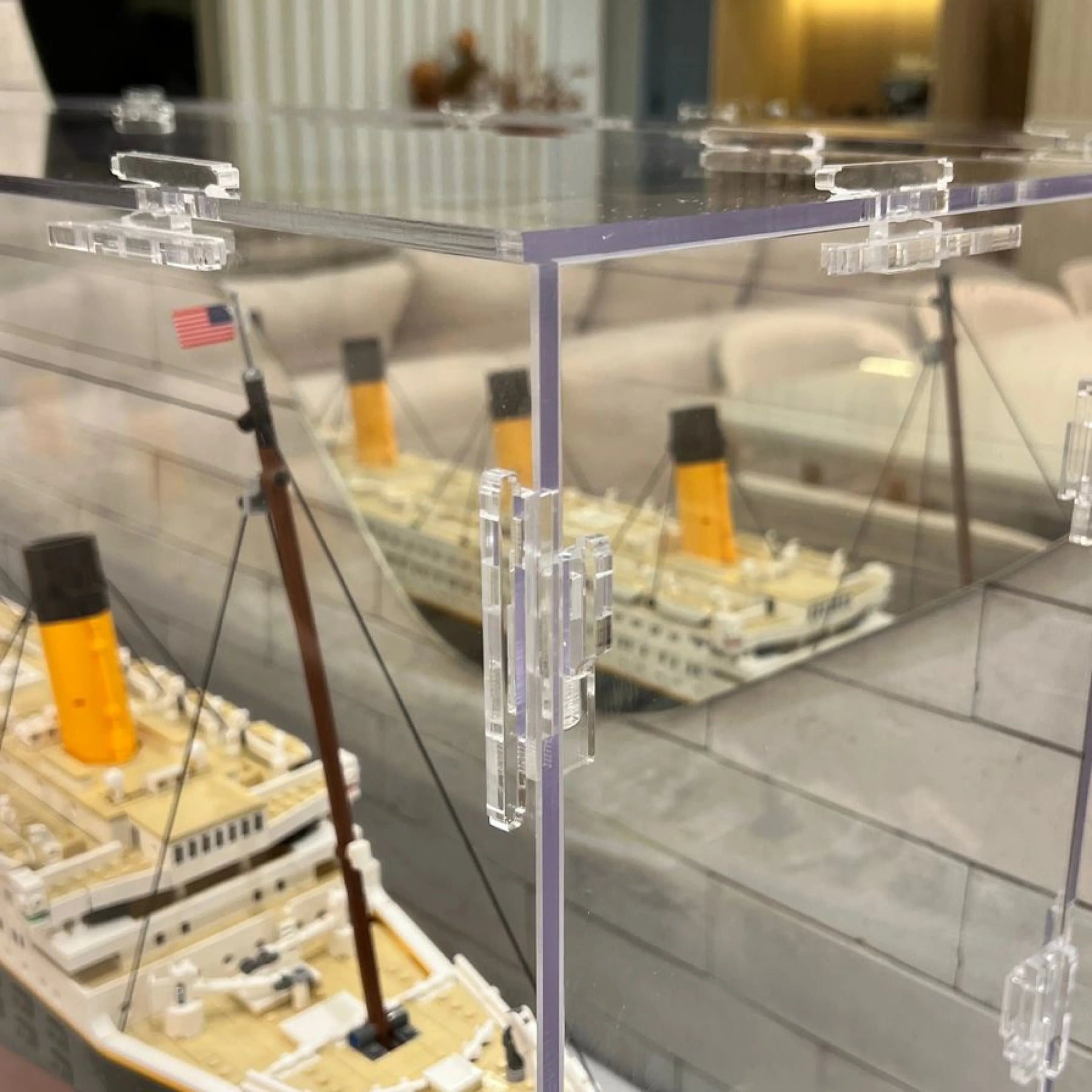Expositor de Acrílico para o Titanic