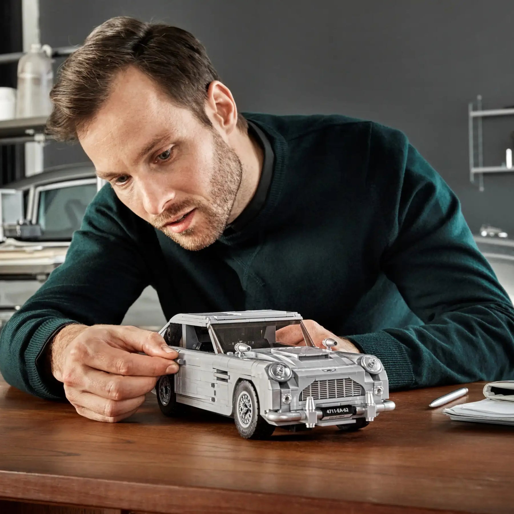 Aston Martin DB5 do James Bond "007" (1295 peças)