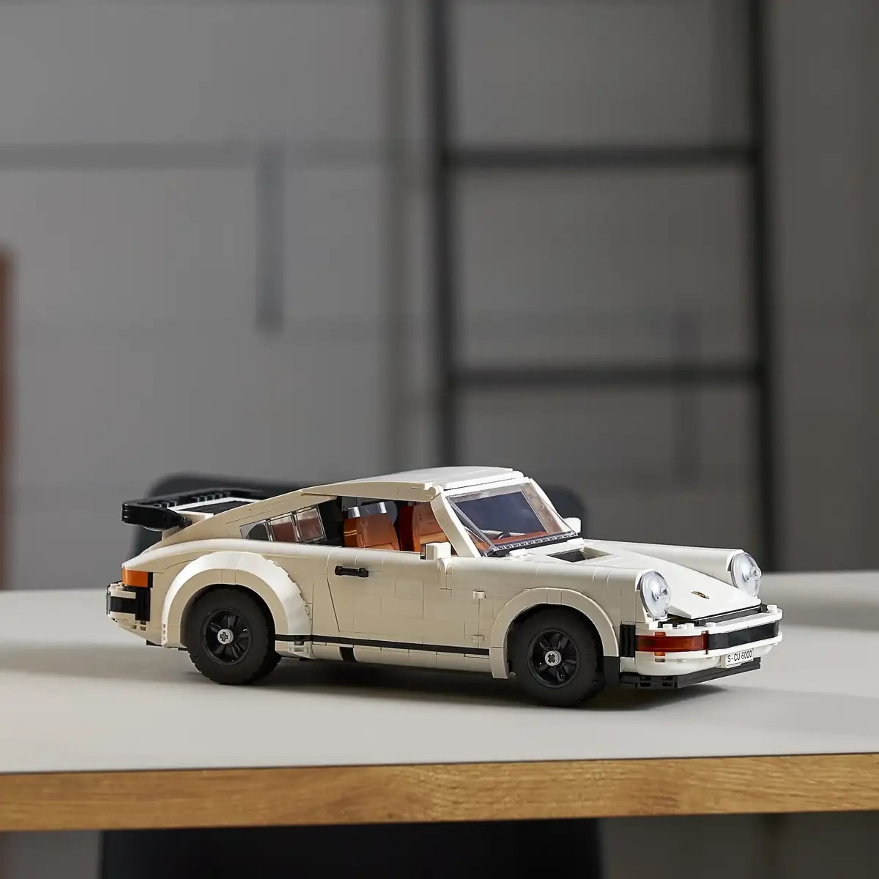 Porsche 911 Turbo ou Targa (1458 peças)