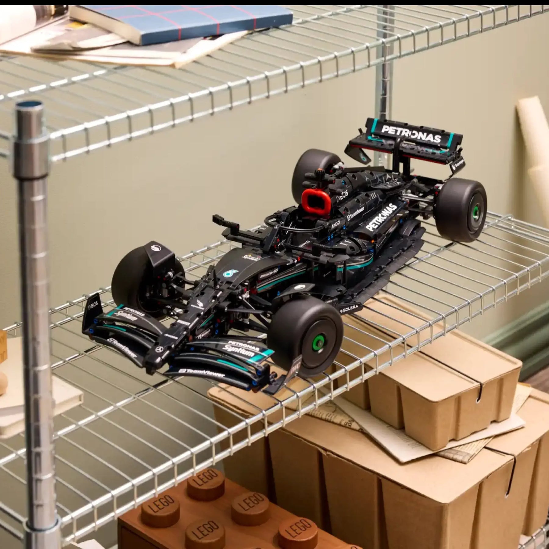 (74% OFF) F1 do HEPTACAMPEÃO MUNDIAL Lewis Hamilton (1642 peças)
