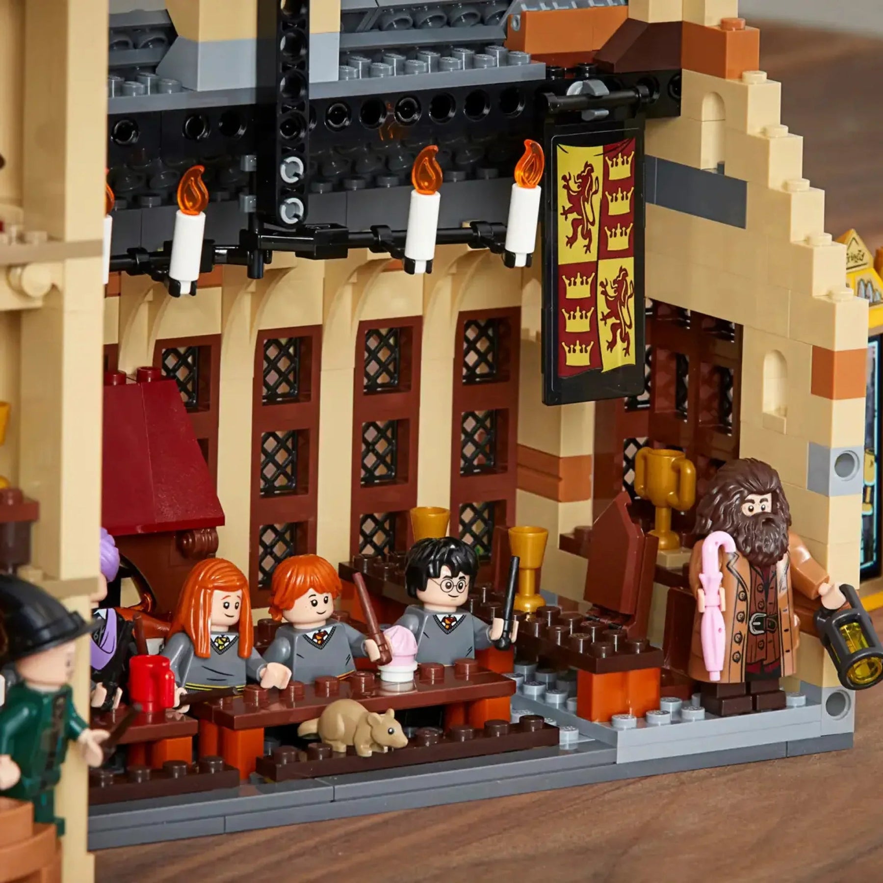 O Grande Salão de Hogwarts (878 peças)