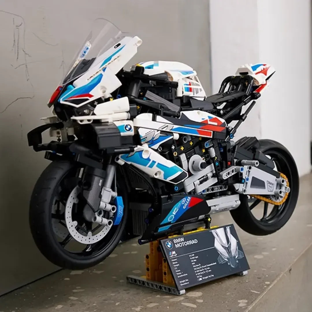 Compre Junto! As Três Motos mais Vendidas (BMW M1000 RR, Yamaha MT-10SP, Harley Davidson)
