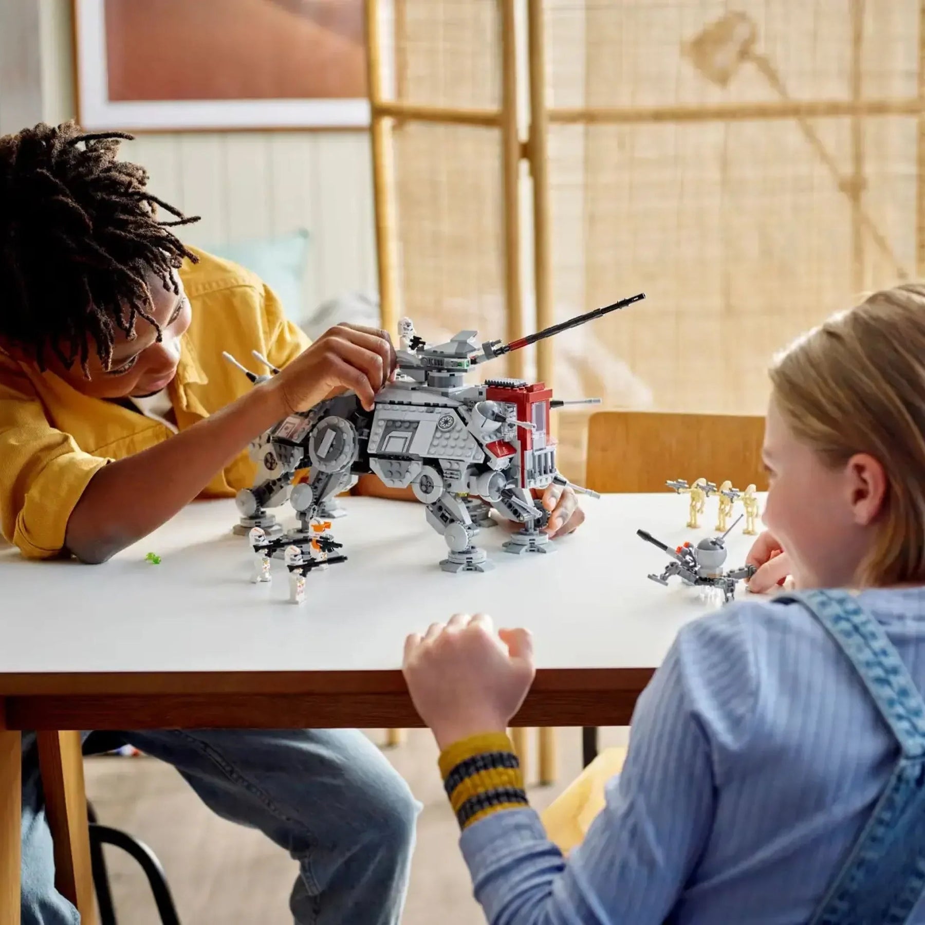 Walker AT-TE (1082 peças)