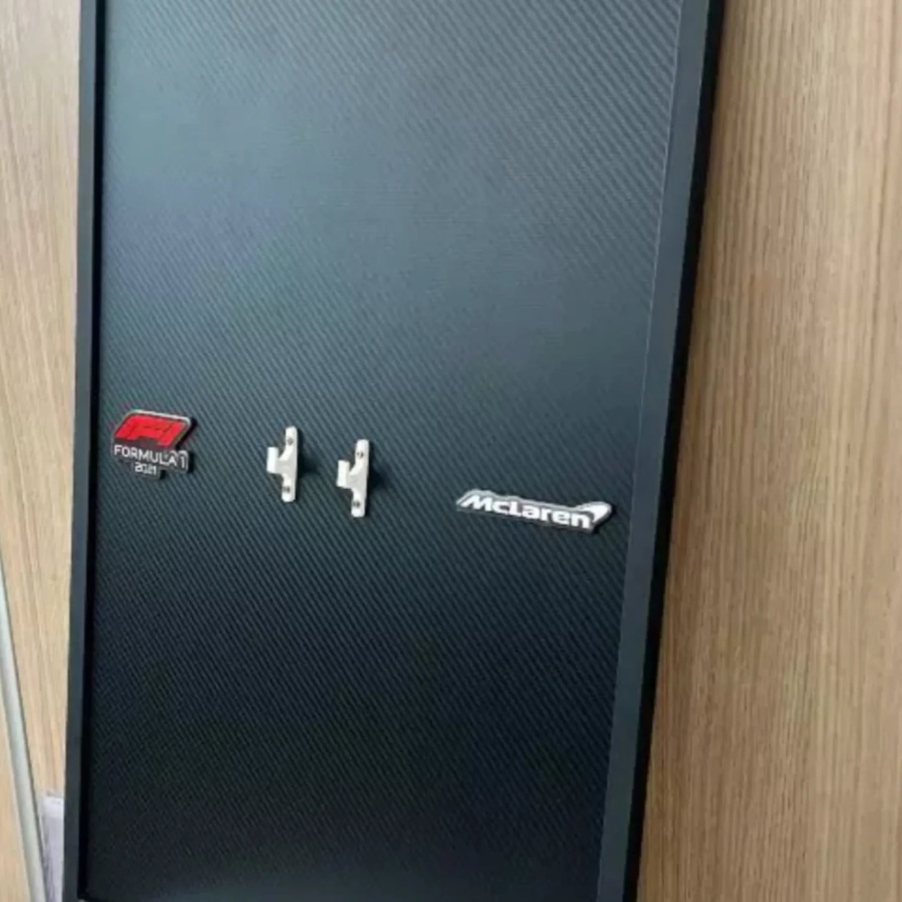 Compre Junto! McLaren F1 + Quadro de Fibra de Carbono