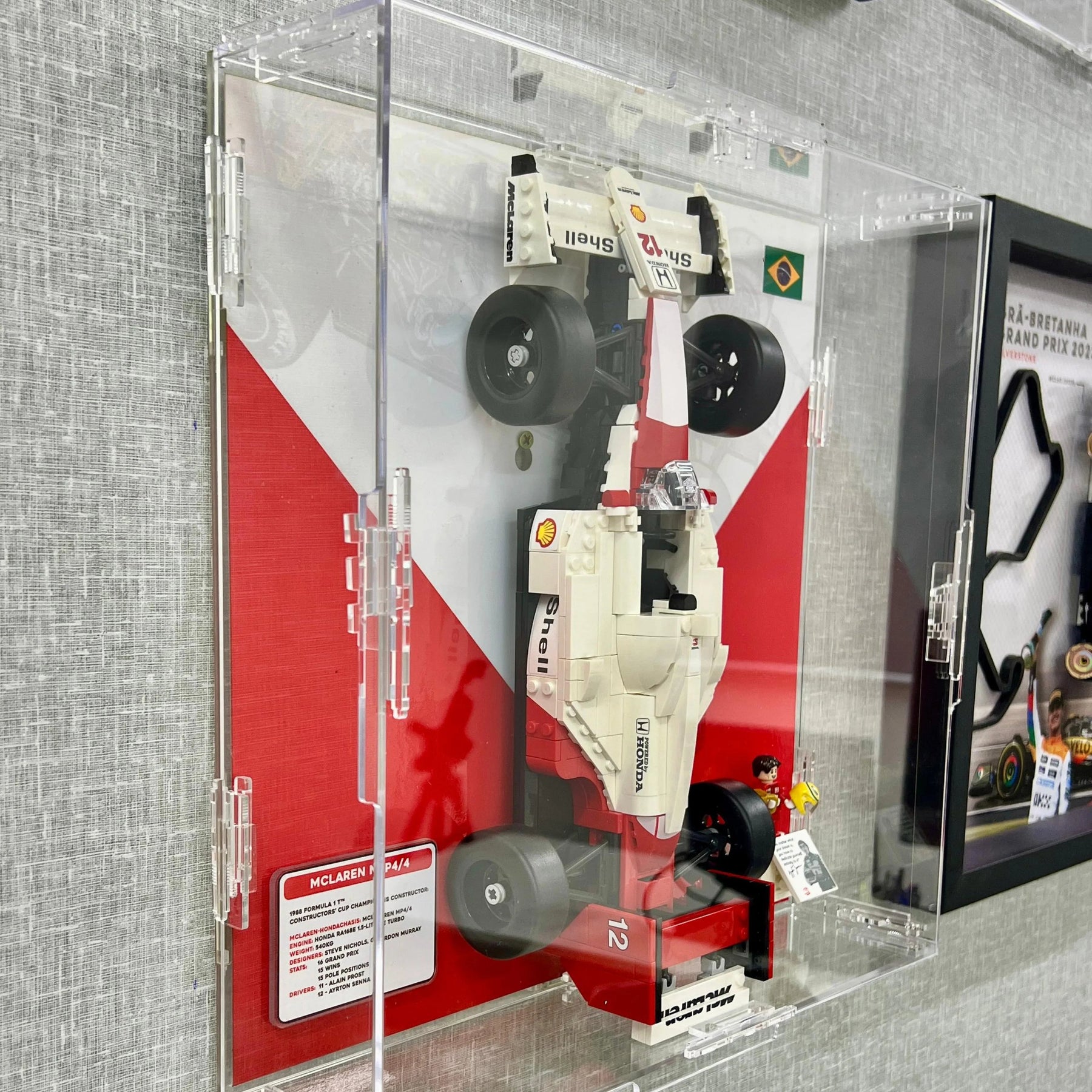 Expositor de Acrílico para a McLaren MP4 de Ayrton Senna