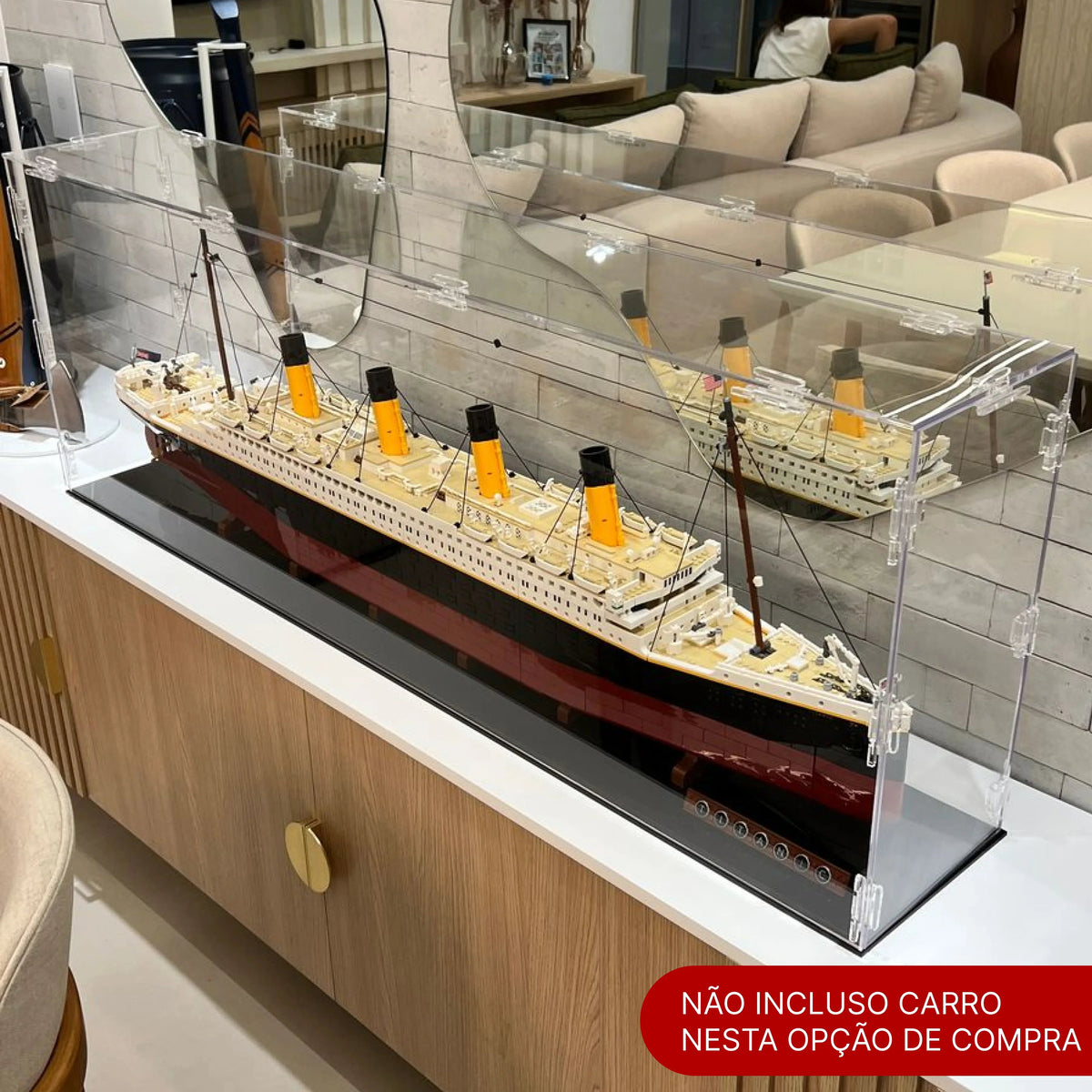 Expositor de Acrílico para o Titanic
