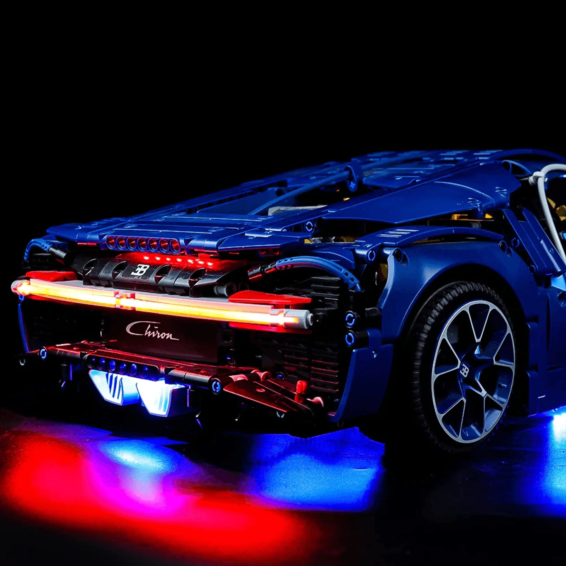 Bugatti Chiron Azul (3599 peças)